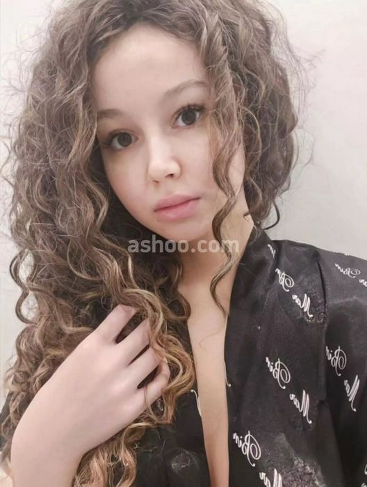 Девушка по вызову без Telegram — выезд по координатам: как выбрать, заказать и насладиться интим-досугом